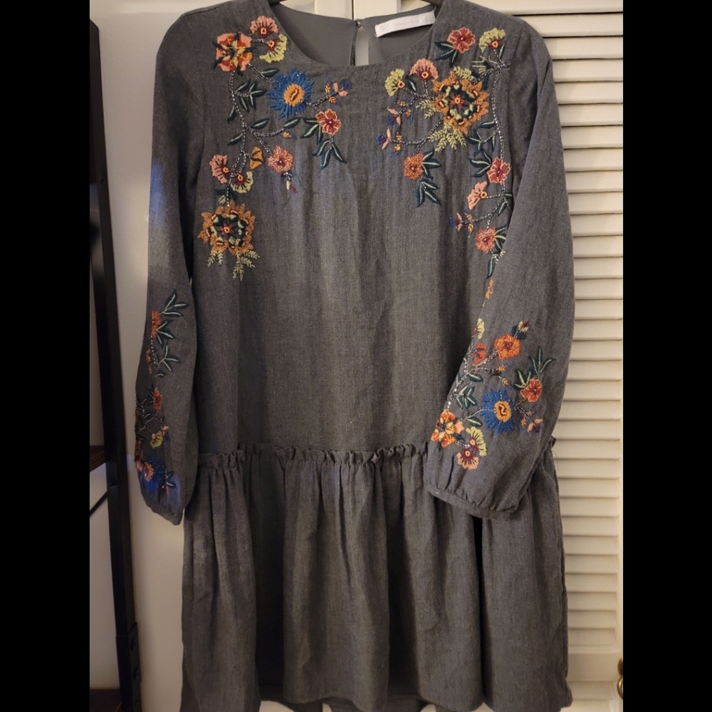 Zara Trafaluc Collection Embroidered Floral Dress